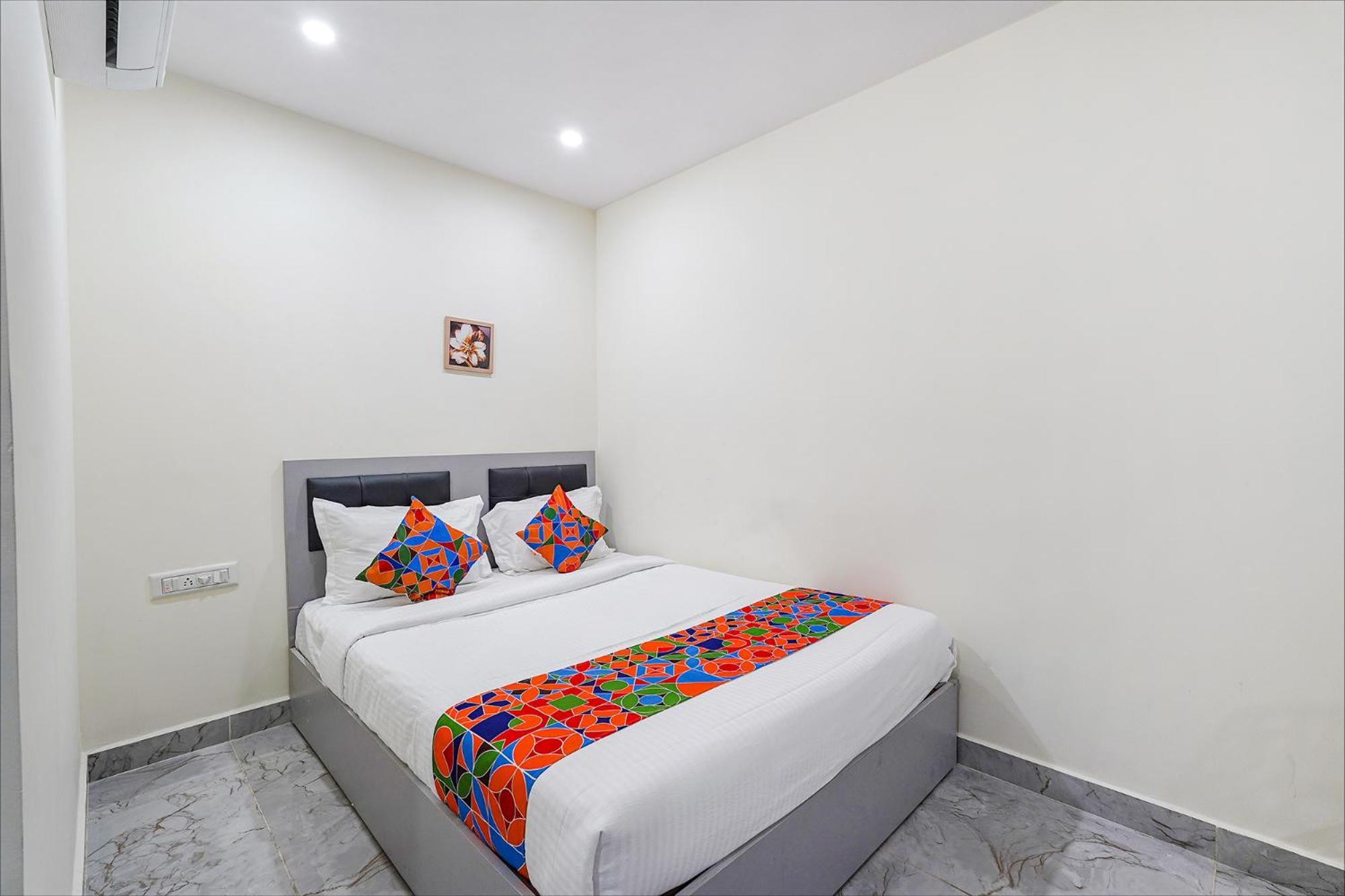 Ivory Pearl Hotel Bangalore Eksteriør billede
