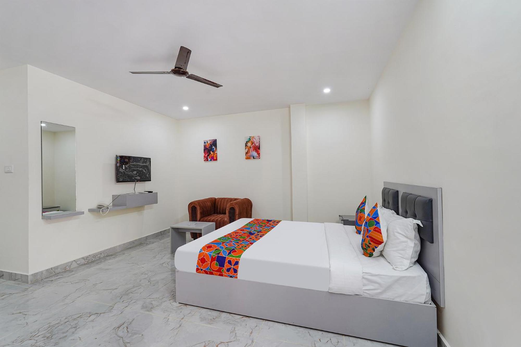 Ivory Pearl Hotel Bangalore Eksteriør billede